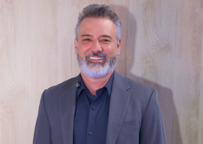 Domingo, 10 de maio de 2026